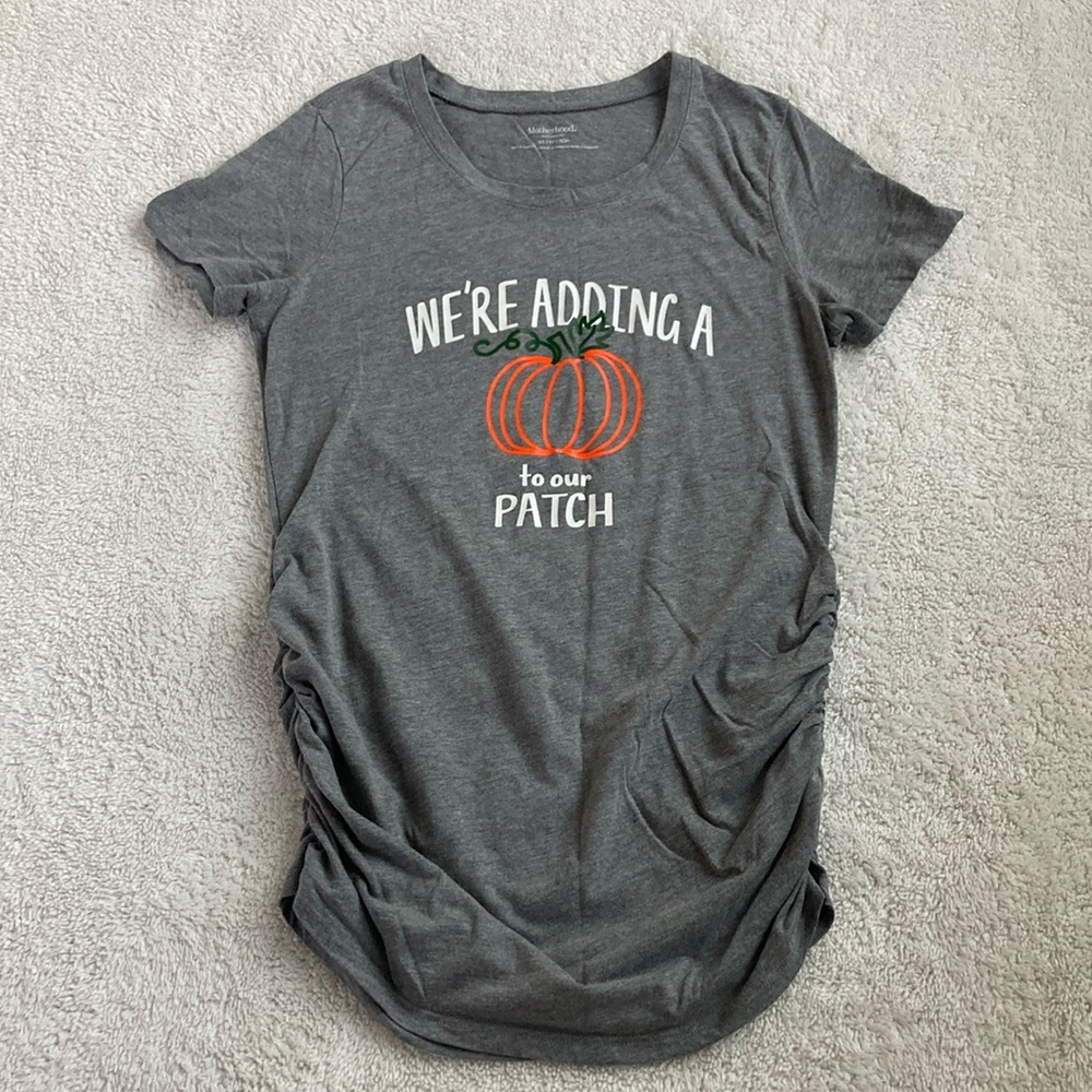 Maternity Fall T shirt! XS